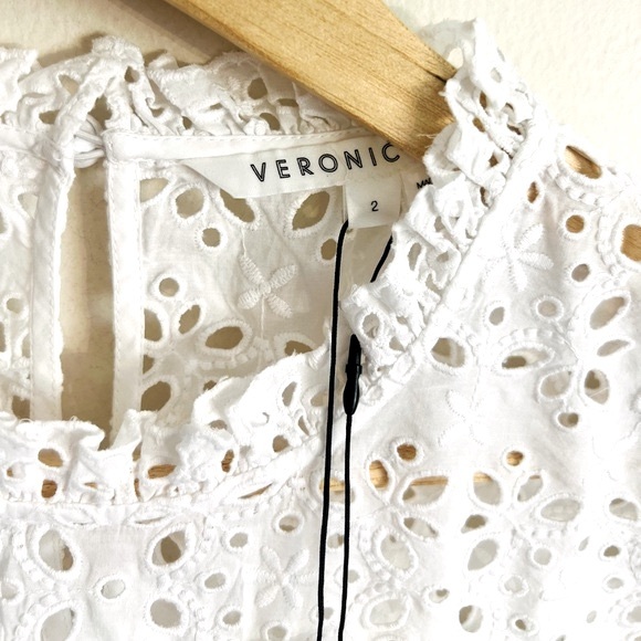 Veronica Beard Emmalyn Eyelet Top in White size 2 - Picture 10 of 16
